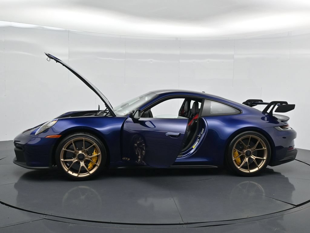 Certified 2022 Porsche 911 GT3 RWD image 32