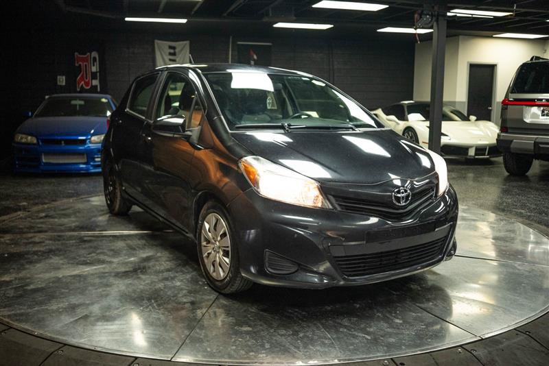 Used 2013 Toyota Yaris LE FWD image 5
