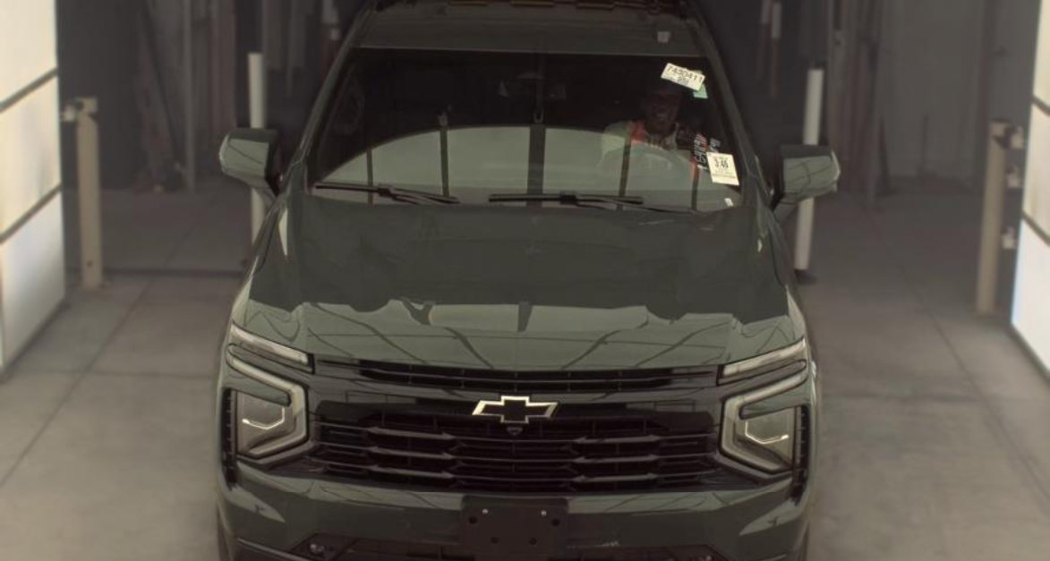 Used 2025 Chevrolet Tahoe RST w/ Comfort Package RWD image 2