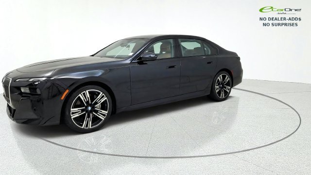 Used 2026 BMW 740i xDrive AWD/4WD image 4