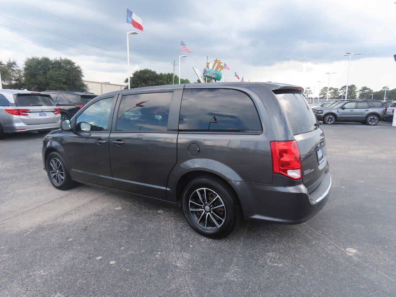 Used 2019 Dodge Grand Caravan GT FWD image 15