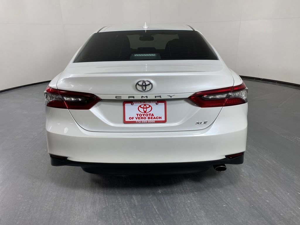 Used 2023 Toyota Camry XLE image 5