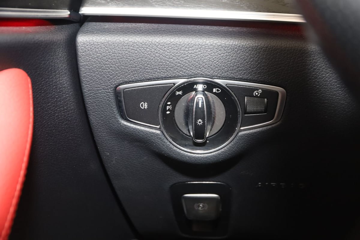 Used 2023 Mercedes-Benz E 450 Cabriolet w/ AMG Line image 41