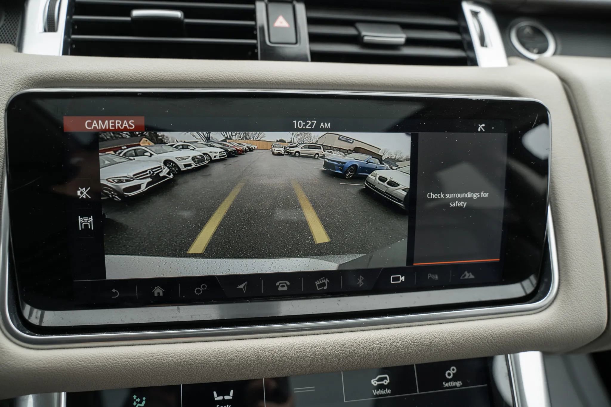 Used 2020 Land Rover Range Rover Sport HSE image 19