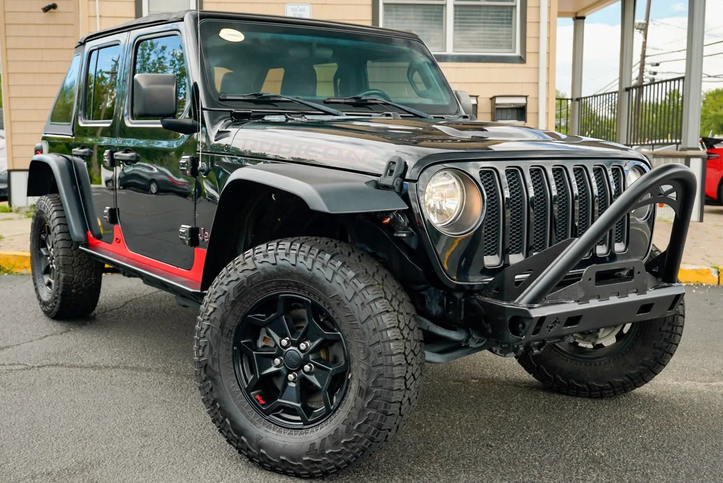 Used 2018 Jeep Wrangler Unlimited Rubicon AWD/4WD image 3