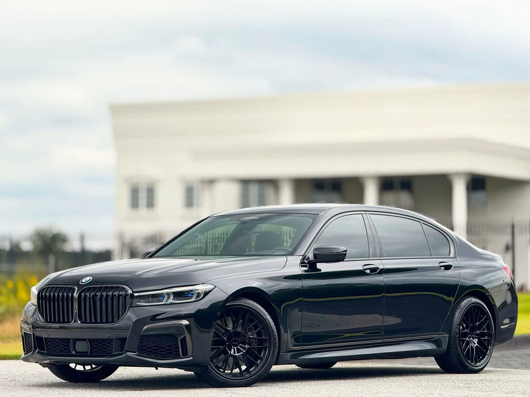 Used 2020 BMW 750i xDrive w/ Executive Package