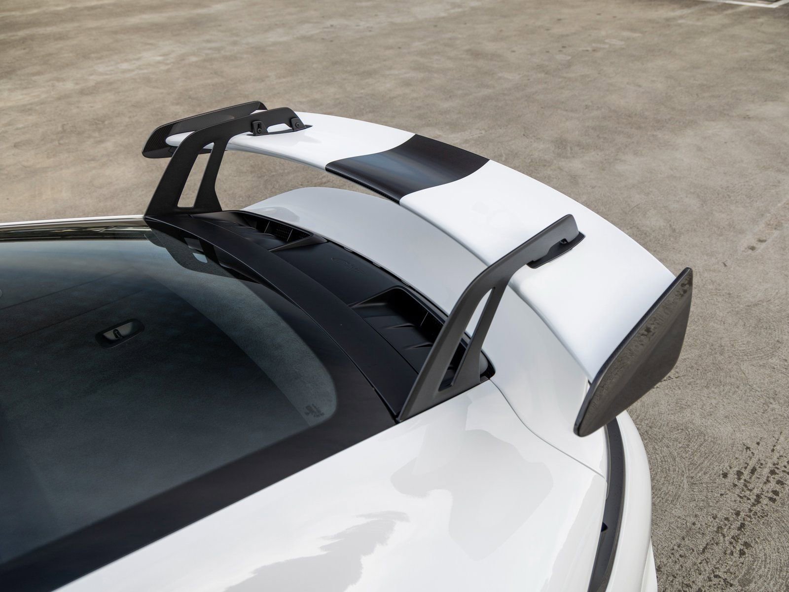 Certified 2026 Porsche 911 GT3 image 25