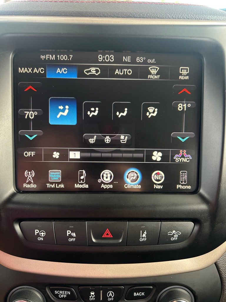 Used 2015 Jeep Cherokee Trailhawk w/ Comfort/Convenience Group image 16