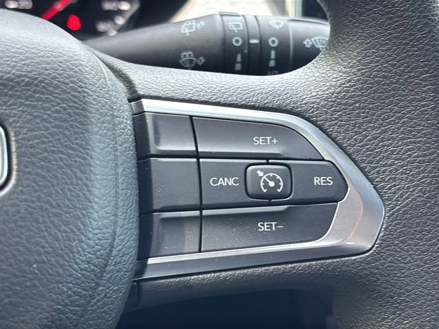 Used 2024 Jeep Compass Sport image 23