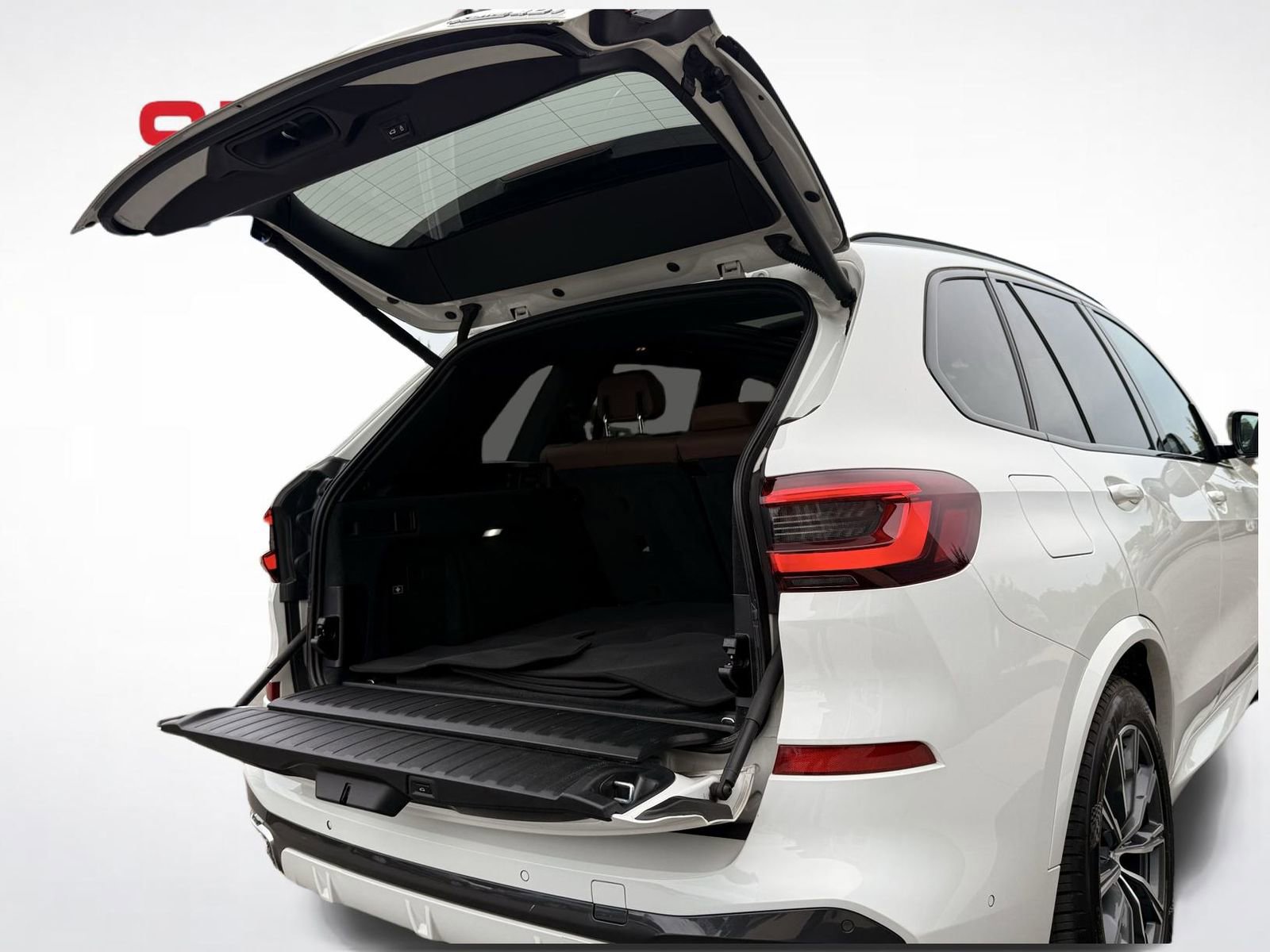 Used 2021 BMW X5 xDrive40i w/ M Sport Package image 50