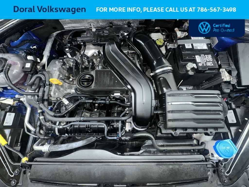 Certified 2023 Volkswagen Jetta SE w/ Panoramic Sunroof Package FWD image 12