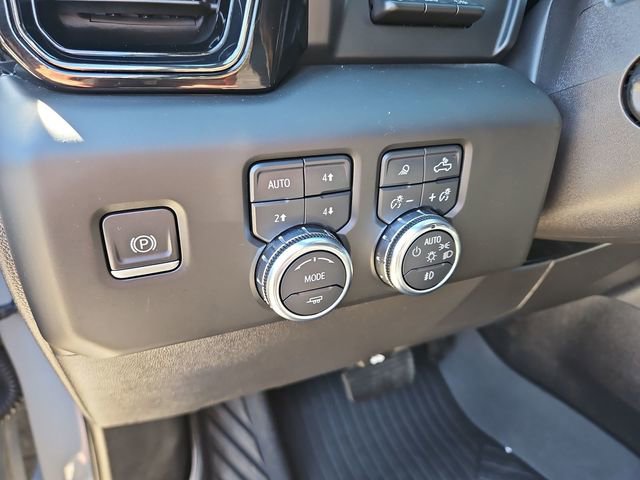 Used 2024 GMC Sierra 1500 AT4X w/ AT4X AEV Edition AWD/4WD image 17