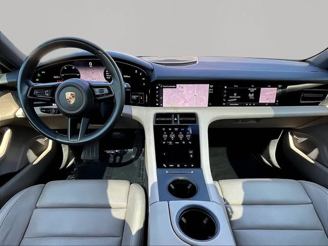 Used 2022 Porsche Taycan RWD image 9