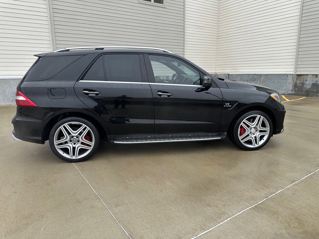Used 2013 Mercedes-Benz ML 63 AMG 4MATIC image 8