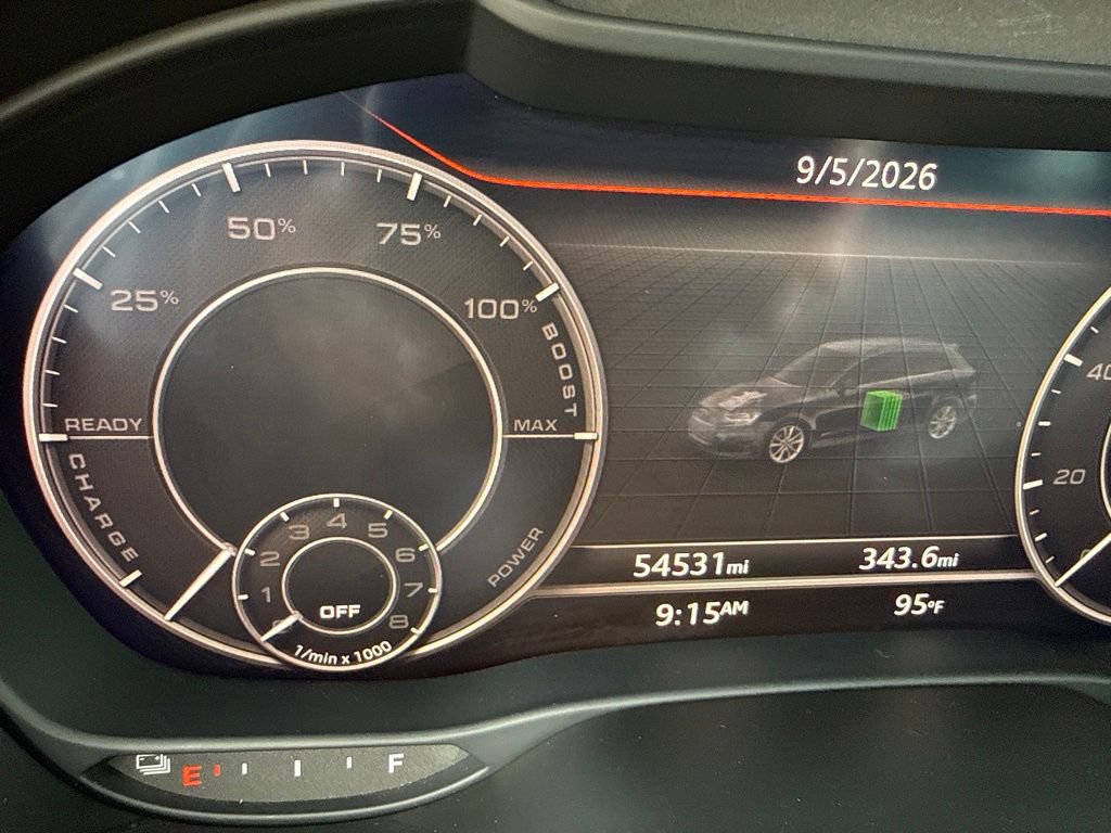 Used 2018 Audi A3 e-tron Premium Plus w/ Technology Package FWD image 9