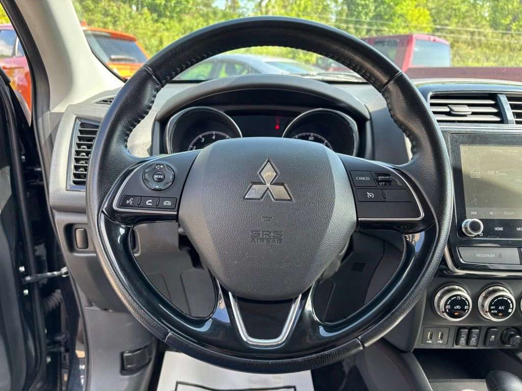 Used 2022 Mitsubishi Outlander Sport SE AWD/4WD image 13