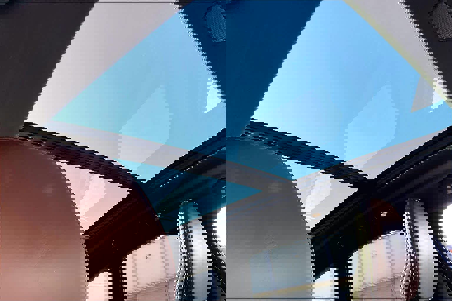 Used 2023 Volvo XC60 B5 Ultimate image 25