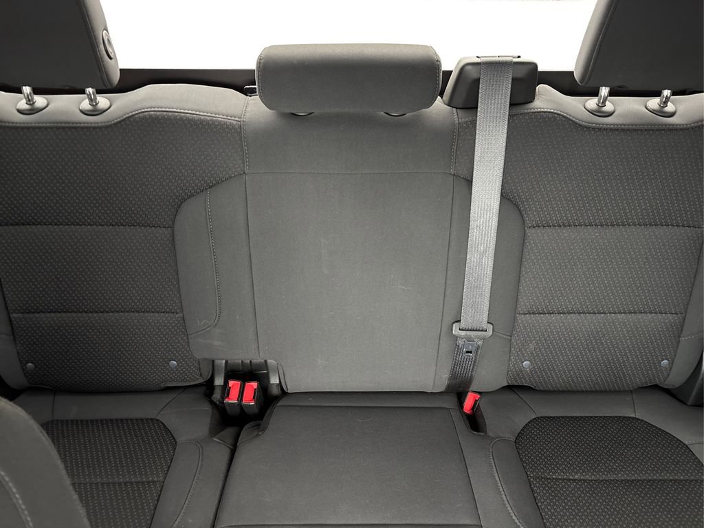 Used 2021 Chevrolet Silverado 1500 Custom image 18