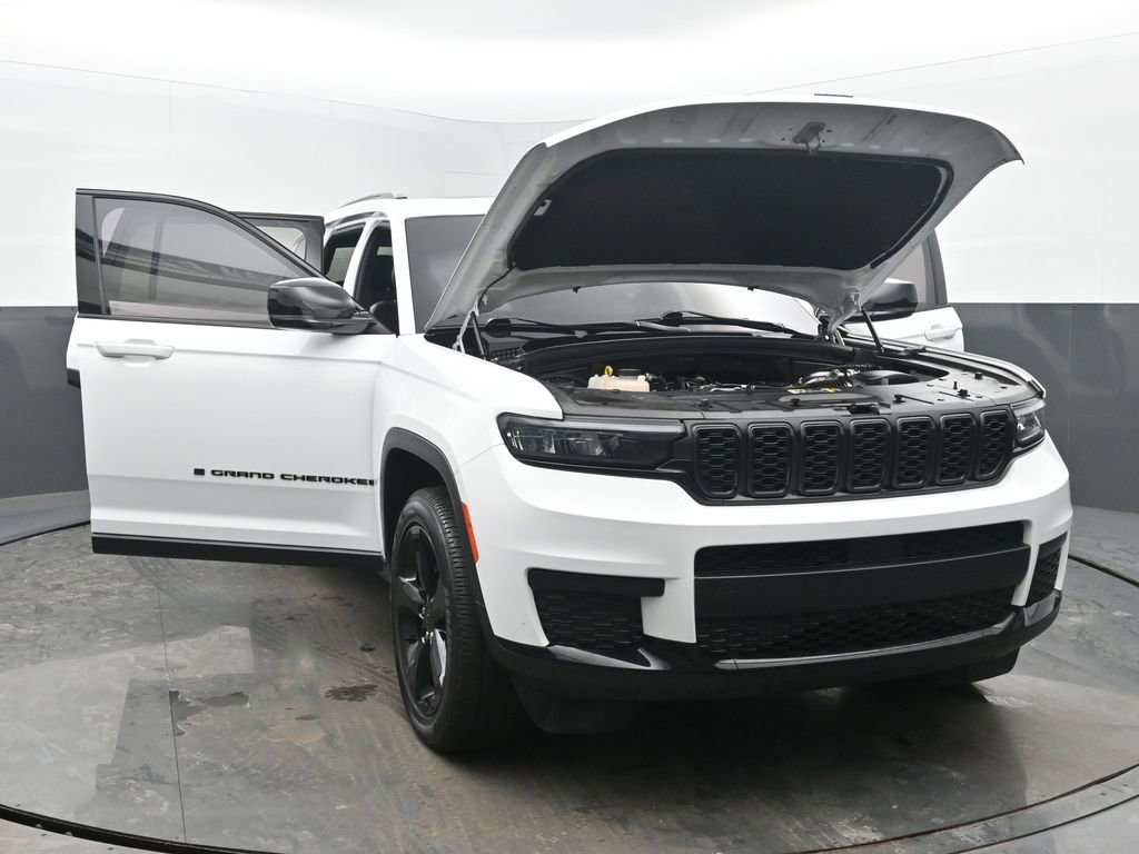 Used 2023 Jeep Grand Cherokee L Altitude image 56