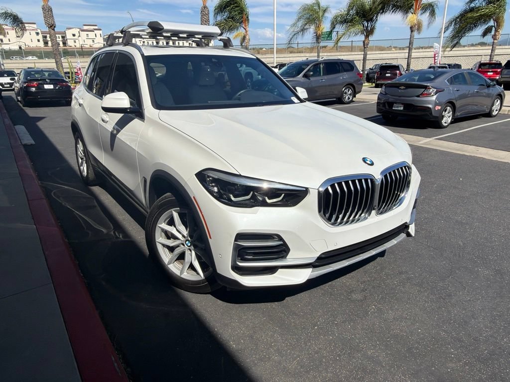 Used 2023 BMW X5 xDrive40i w/ Premium Package AWD/4WD image 1