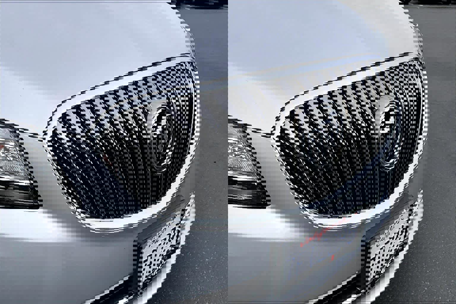 Used 2015 Buick LaCrosse Leather image 29