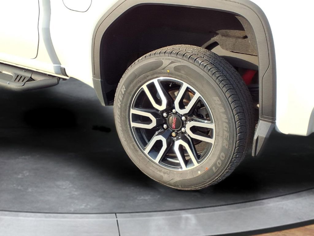 Certified 2022 GMC Sierra 1500 AT4 w/ AT4 Premium Package image 20