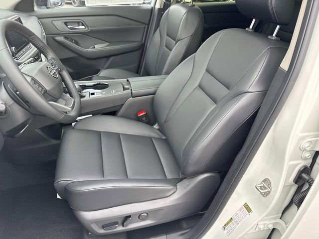 New 2026 Nissan Rogue Dark Armor FWD image 25