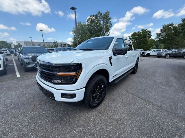 New 2025 Ford F150 XLT w/ Equipment Group 302A MID video 2