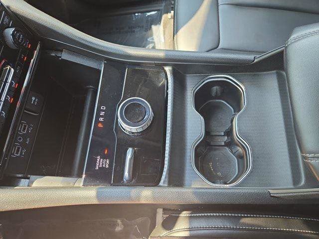 Used 2024 Jeep Grand Cherokee Limited AWD/4WD image 22