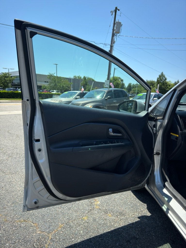 Used 2013 Kia Rio LX w/ PWR Pkg image 11