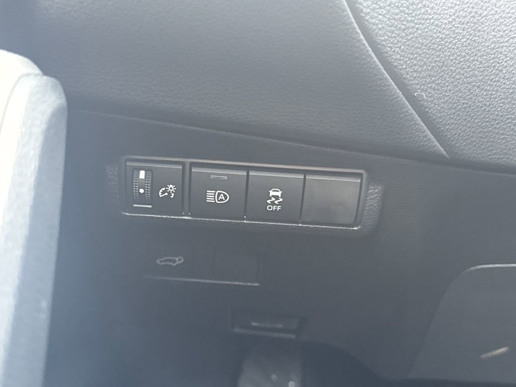 New 2026 Toyota Corolla Cross XLE image 30