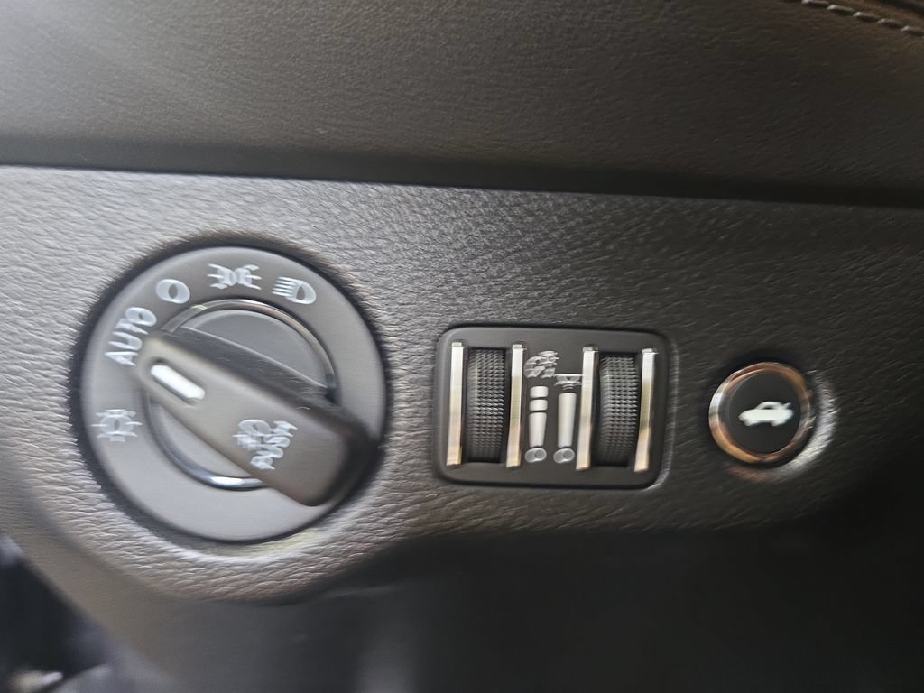 Used 2022 Dodge Challenger R/T w/ Plus Package RWD image 26