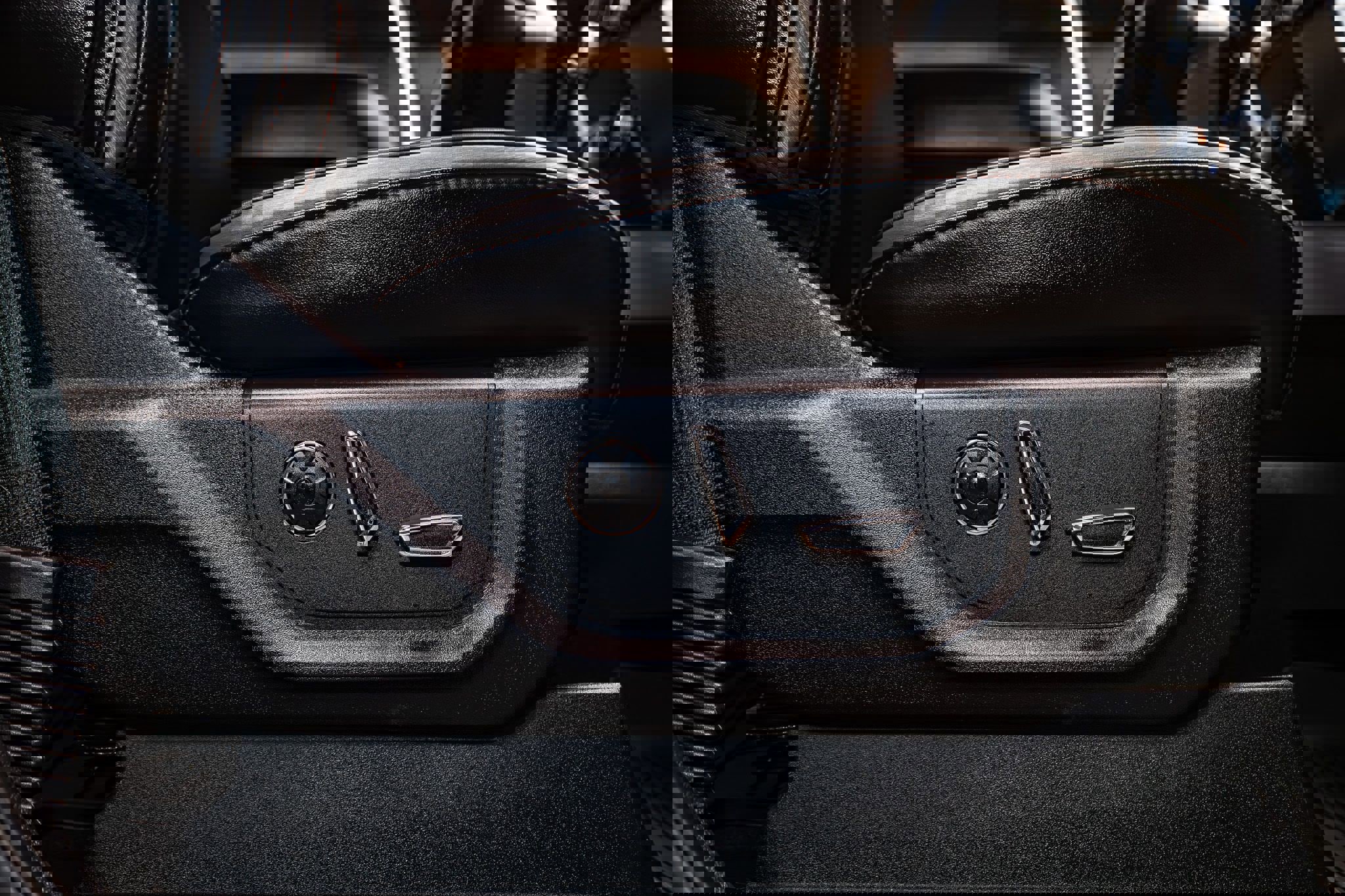 Used 2020 Ford F450 Platinum w/ FX4 Off-Road Package image 25