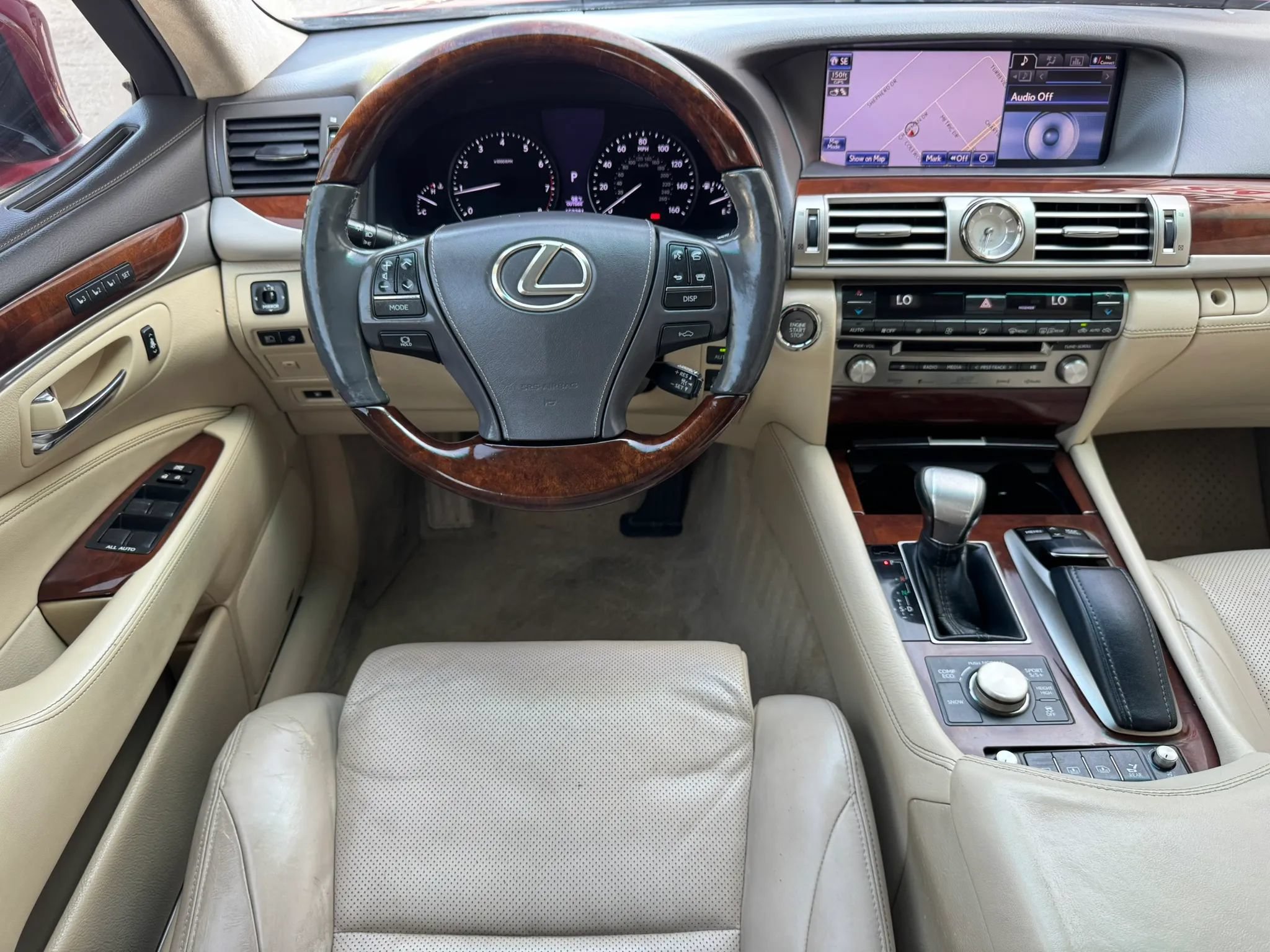 Used 2013 Lexus LS 460 L w/ Ultra Luxury Pkg AWD/4WD image 31