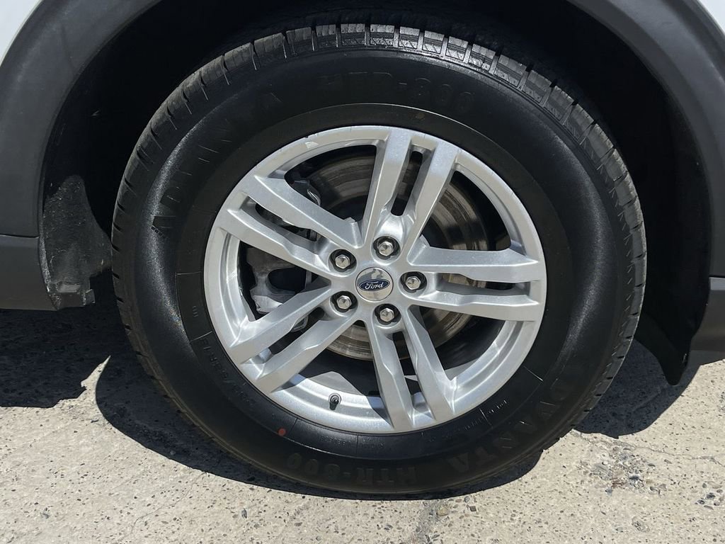 Used 2020 Ford Explorer XLT image 31