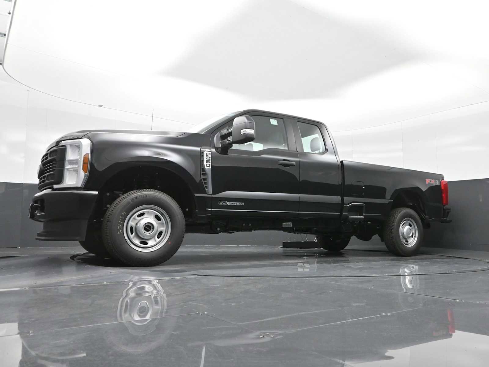 New 2025 Ford F250 XL w/ FX4 Off-Road Package image 20