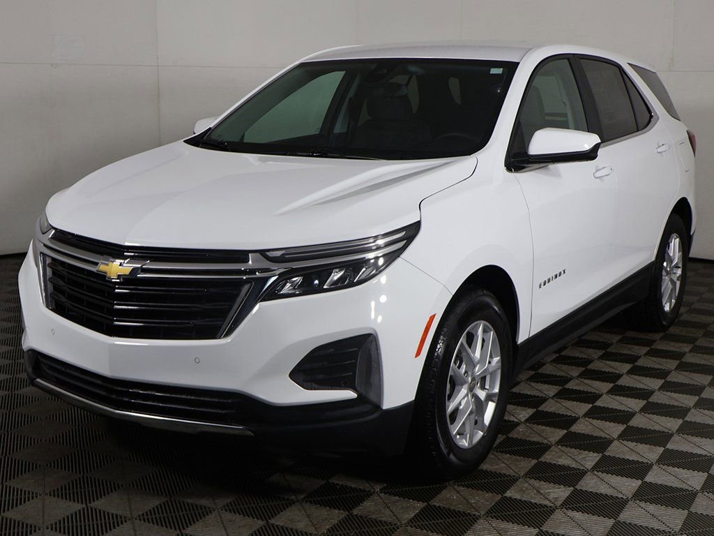 Used 2024 Chevrolet Equinox LT w/ LPO, Floor Liner Package image 7