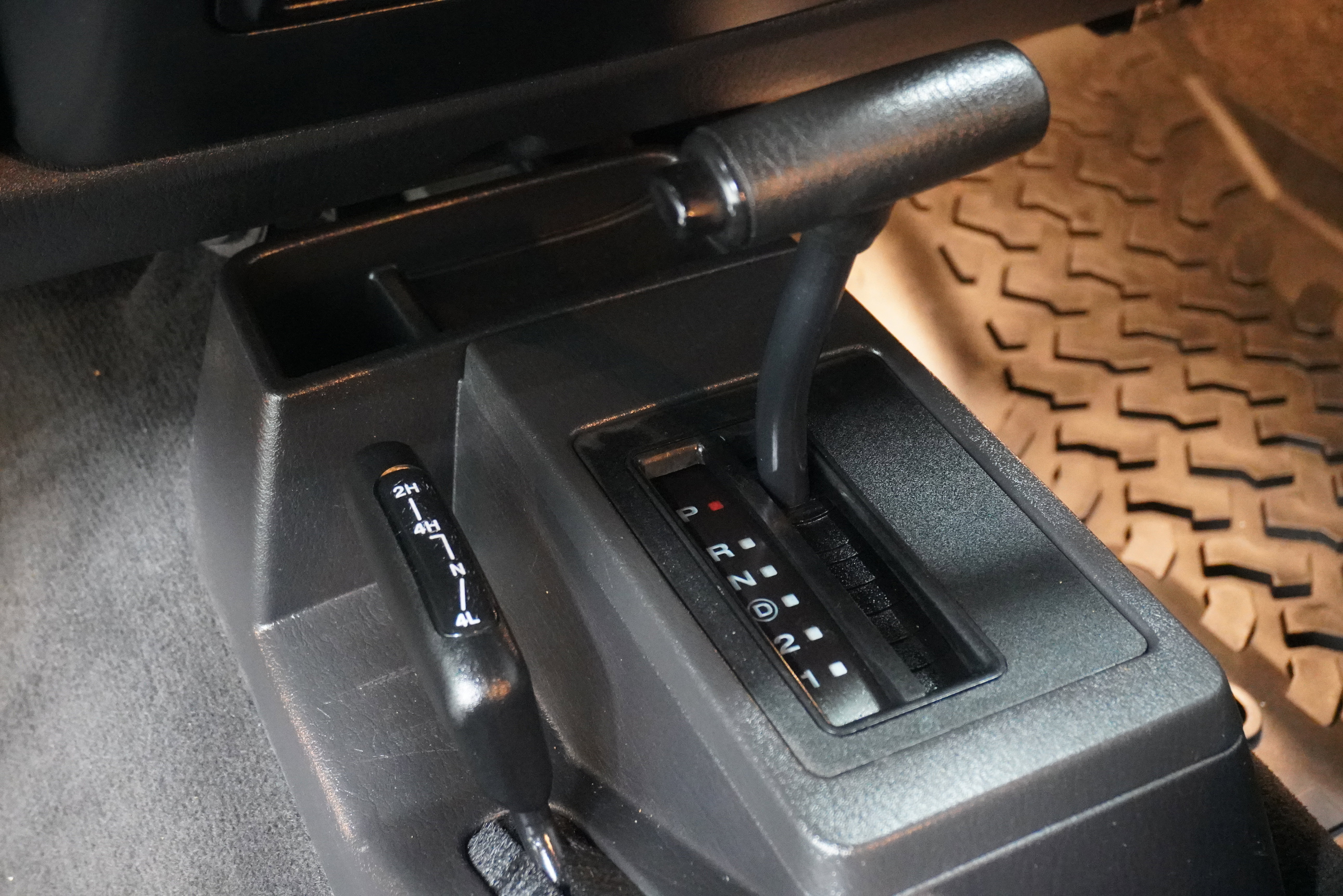 Used 2006 Jeep Wrangler X w/ Premium Audio Group AWD/4WD image 22