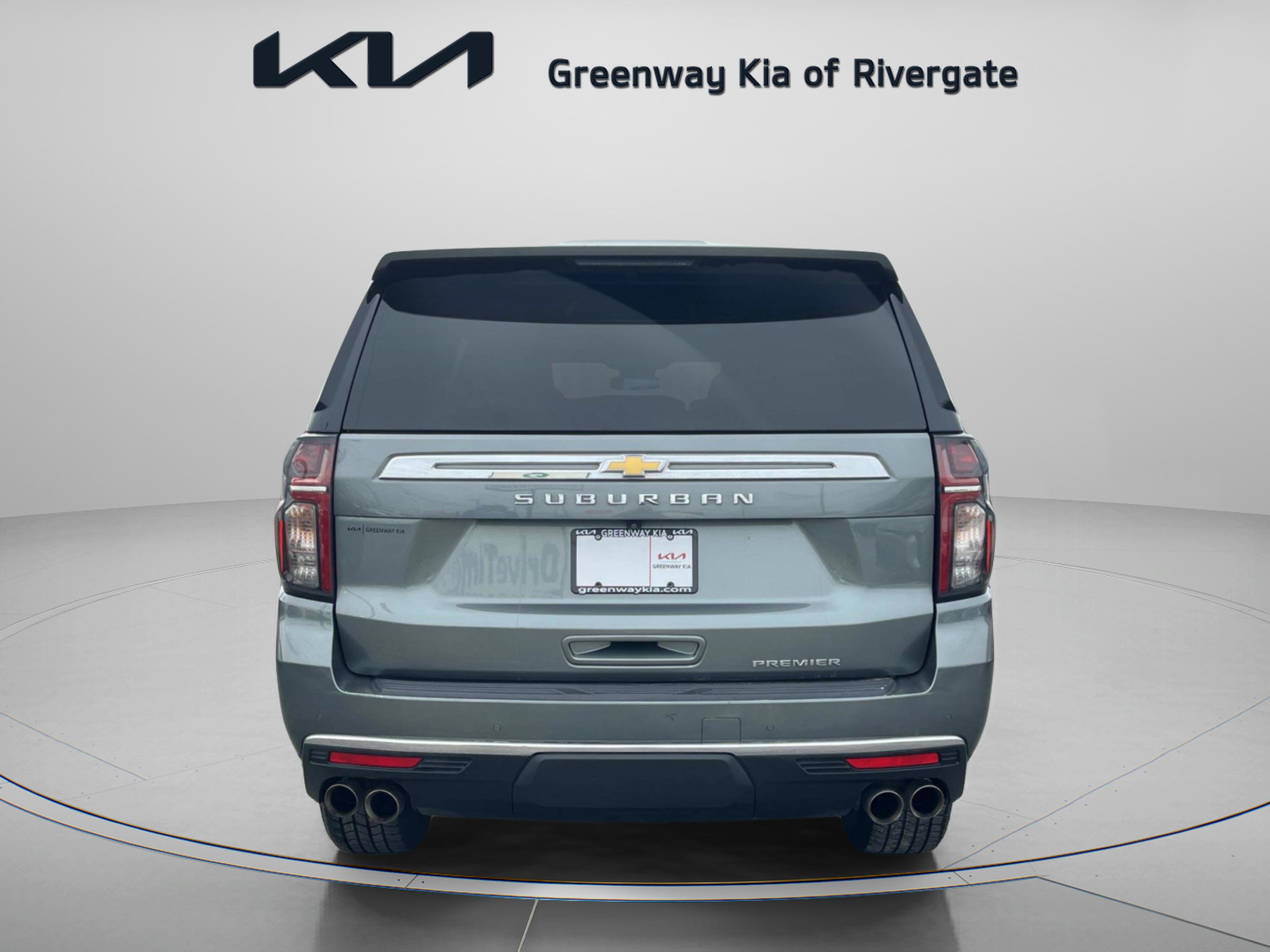 Used 2023 Chevrolet Suburban Premier AWD/4WD image 6