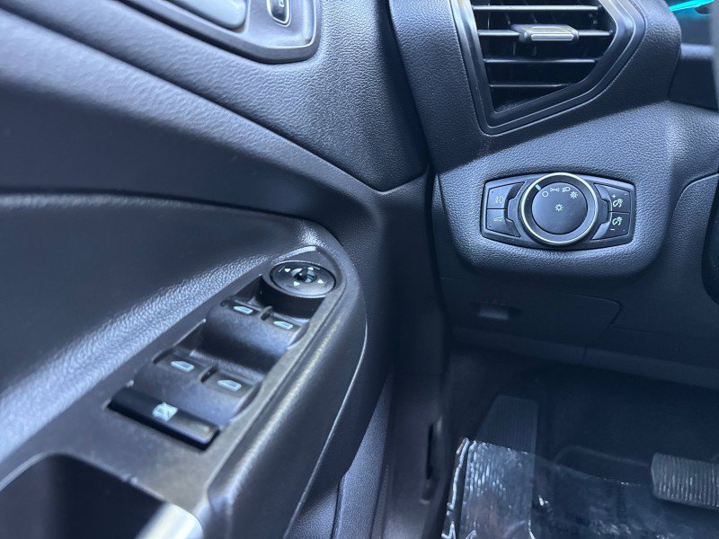 Used 2018 Ford Escape SE AWD/4WD image 11