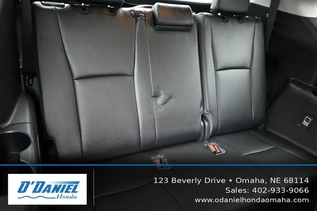 Used 2023 Toyota Highlander XLE AWD/4WD image 43