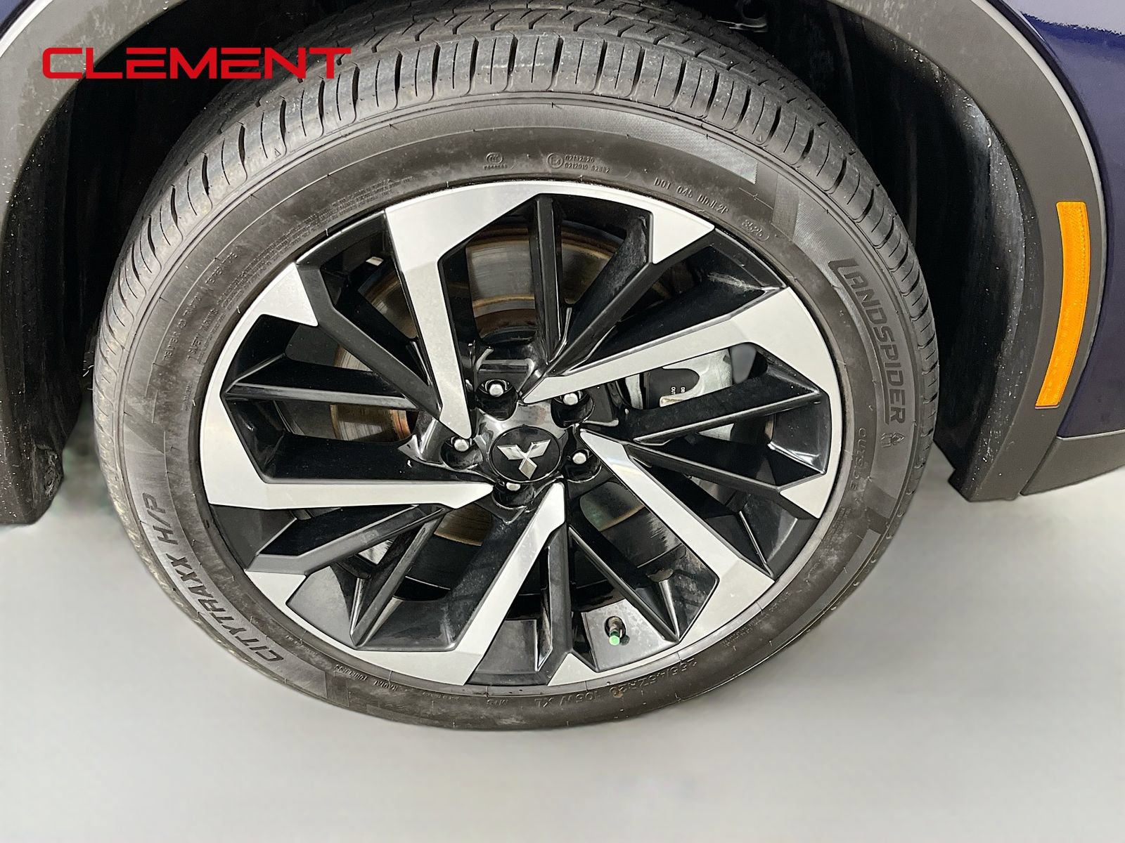 Used 2023 Mitsubishi Outlander ES AWD/4WD image 37