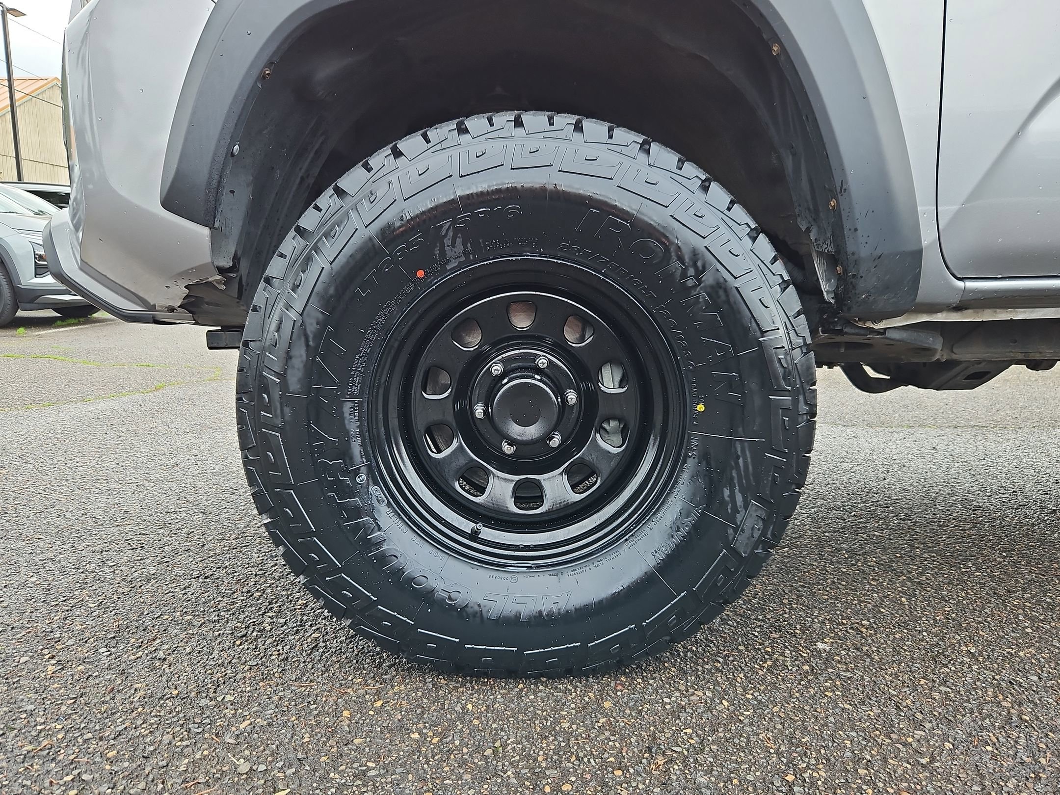Used 2019 Toyota Tacoma TRD Off-Road image 30