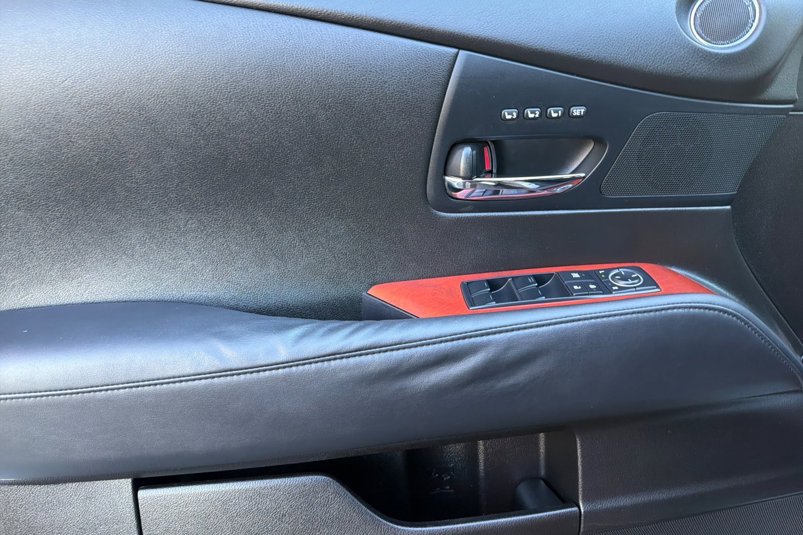 Used 2012 Lexus RX 350 AWD image 12