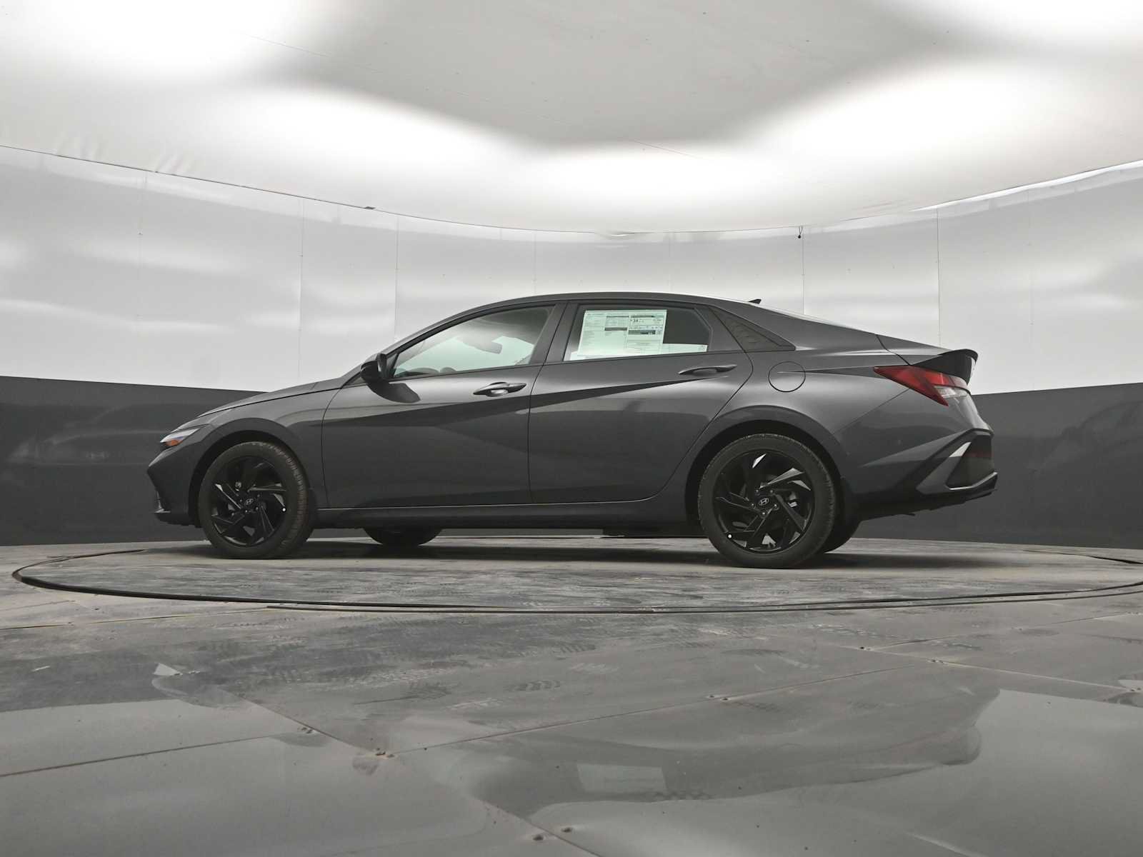 New 2026 Hyundai Elantra SEL Sport FWD image 36