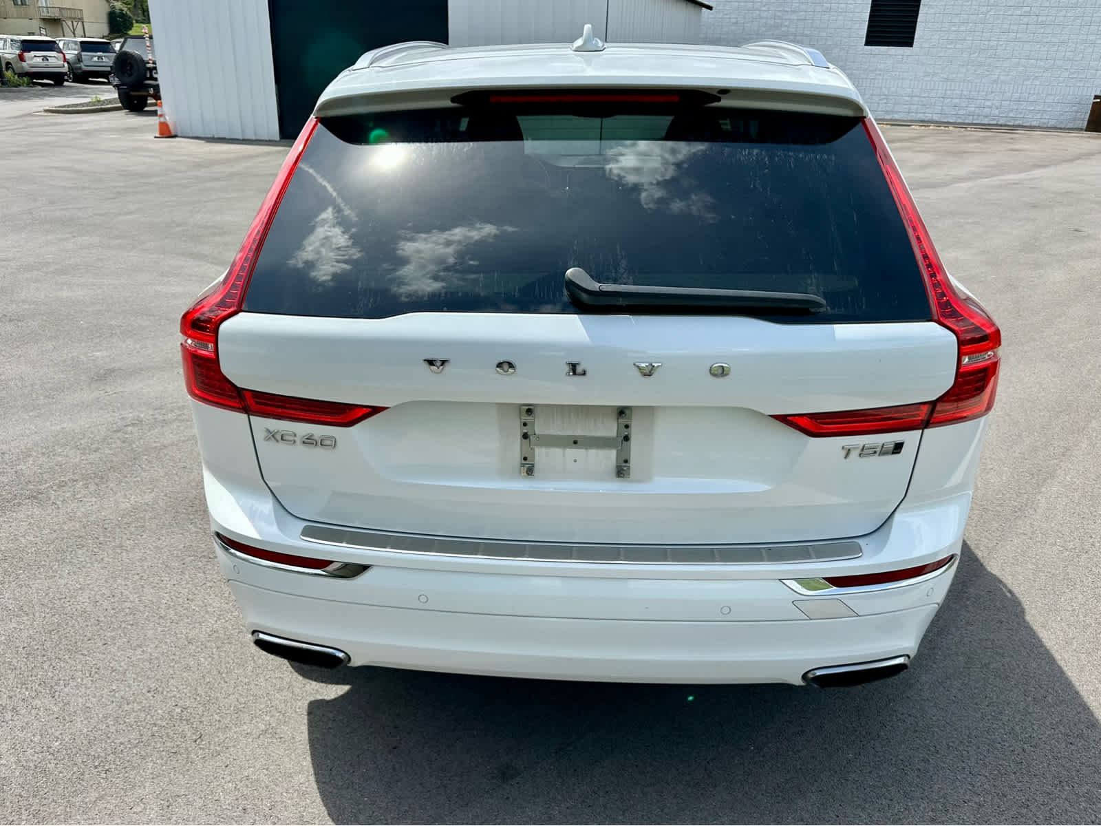 Used 2020 Volvo XC60 T5 Inscription w/ Protection Package Premier image 6