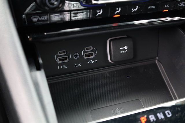 New 2025 Jeep Grand Cherokee L Laredo w/ Luxury Tech Group I AWD/4WD image 19