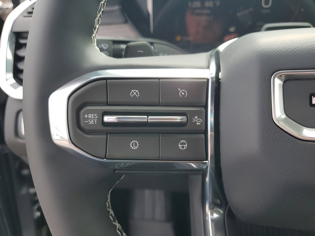 New 2026 GMC Acadia Denali w/ Super Cruise Package FWD image 36