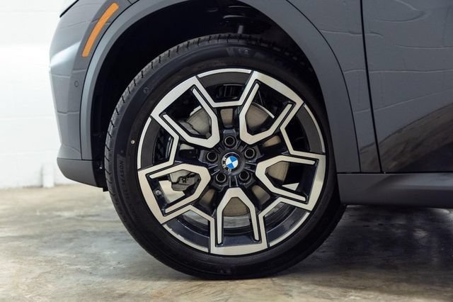 Certified 2025 BMW X2 xDrive28i w/ Technology Package AWD/4WD image 23