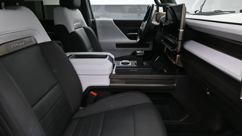 Used 2024 GMC Hummer EV 2X AWD/4WD image 2
